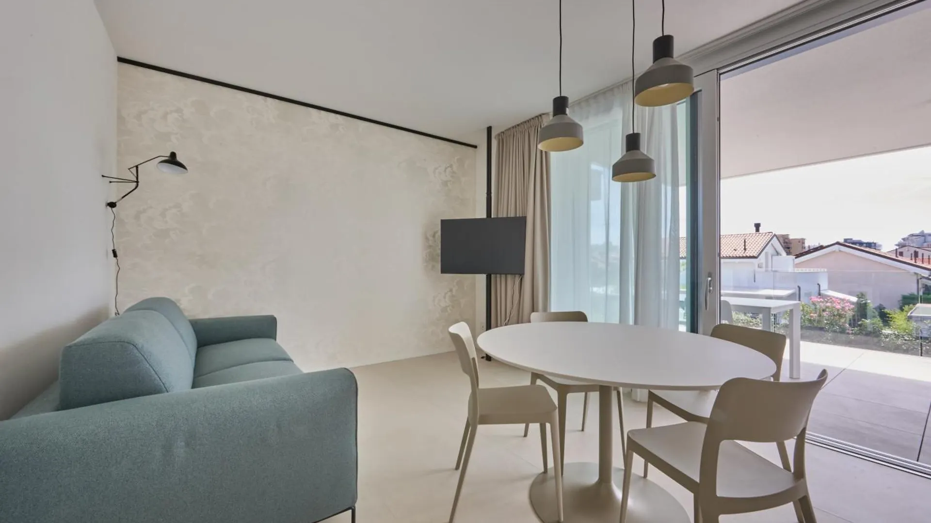 Venice Beach Apartments ليدو دي يسولو