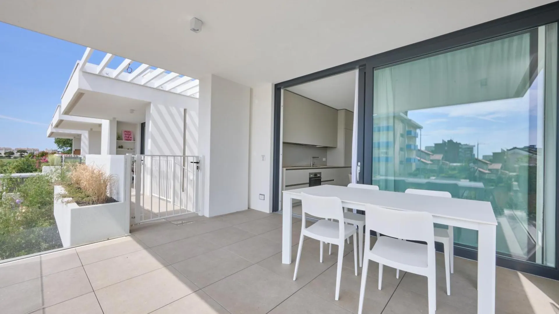 Venice Beach Apartments ليدو دي يسولو