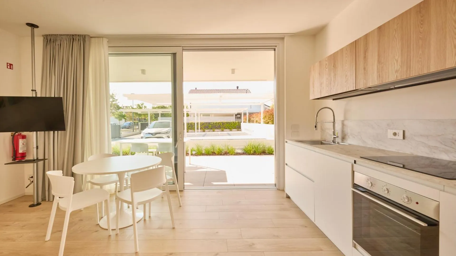 Venice Beach Apartments ليدو دي يسولو إيطاليا